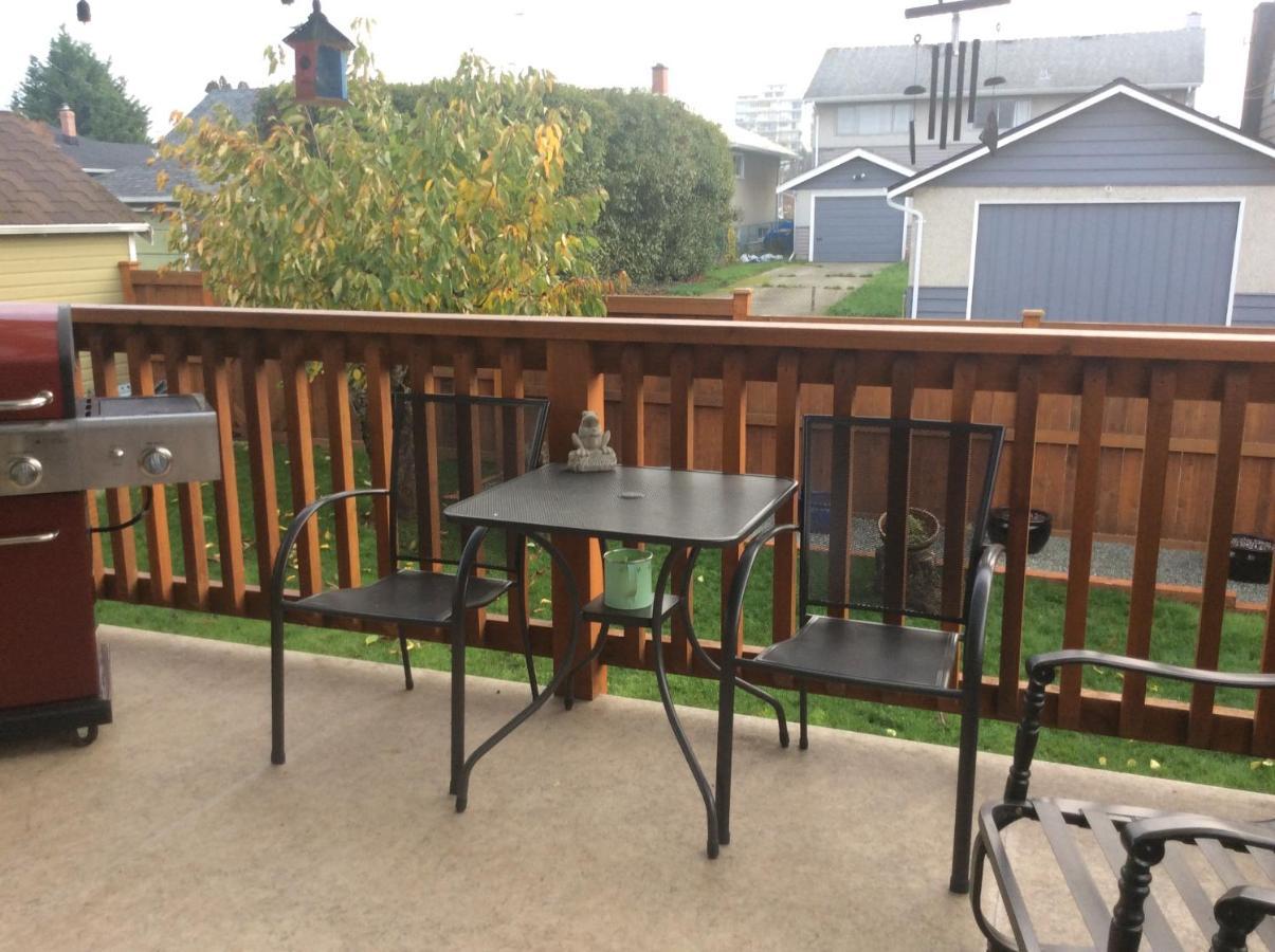 Berkie'S Bed & Breakfast Port Alberni Bagian luar foto